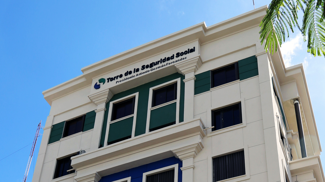 CNSS reitera prohibición de cobro anticipado o depósito en asistencia médica de emergencia