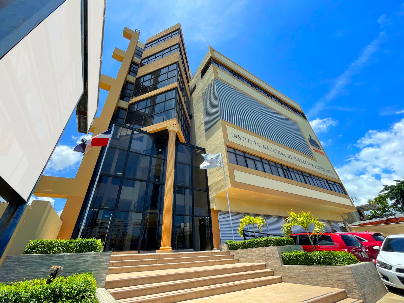 La unión dominicana de suplidores estatales UDSE reconoce buen trabajo de peritos en el levantamiento de la visita técnica de INABIE 2022-2024.