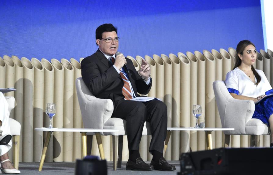 Líderes empresariales exponen carencias en materia de inversión pública Líderes empresariales exponen carencias en materia de inversión pública