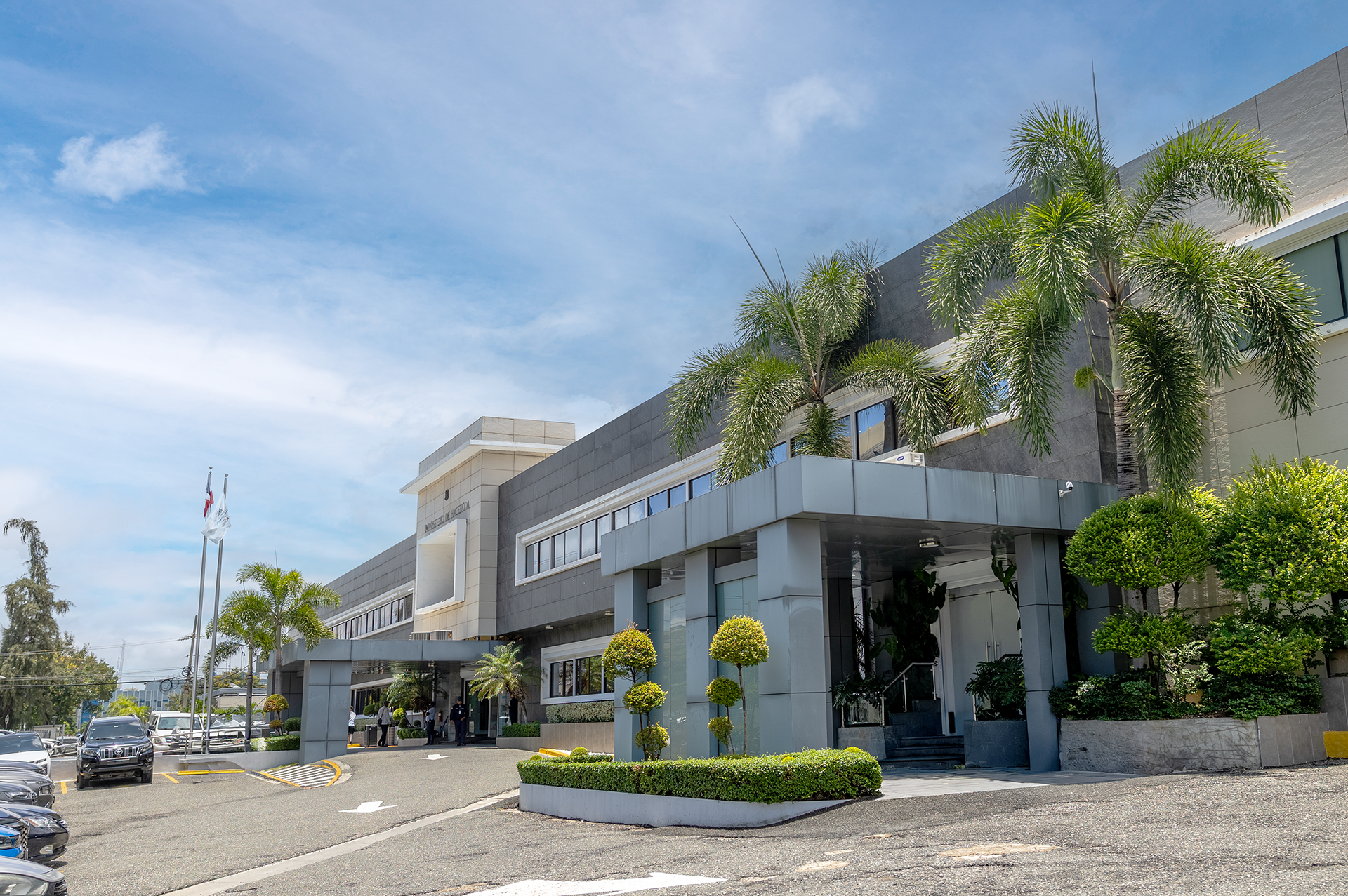 Gobierno aumenta gasto de capital de 0.4% del PIB en presupuesto reformulado 2025 enviado al Congreso