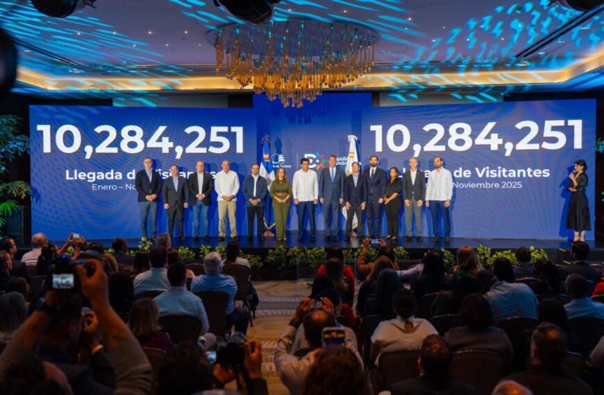 República Dominicana recibe 10.2 millones de visitantes en 11 meses.