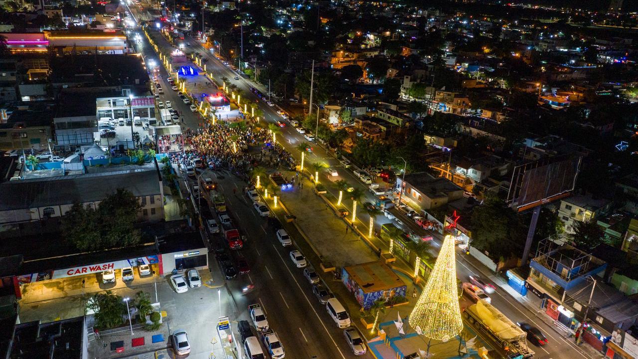 Propeep da inicio a festividades navideñas con encendido Parque de las Luces en SDE