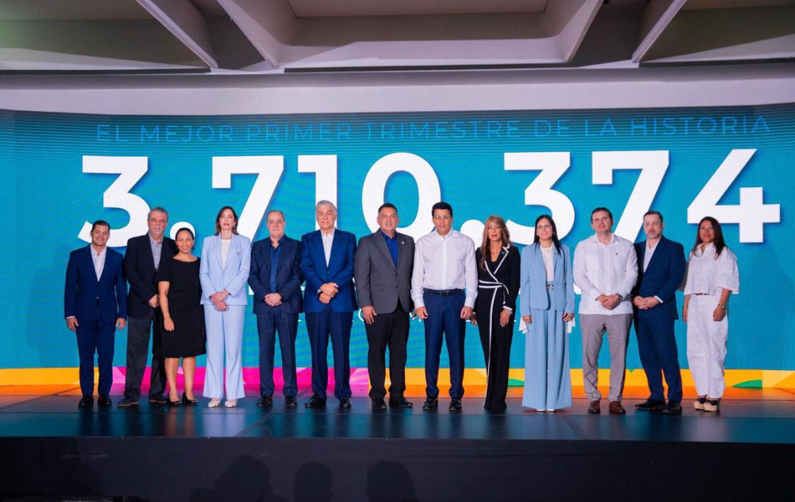 RD recibe más de 3.7 millones de visitantes en enero-marzo de 2026, según Collado